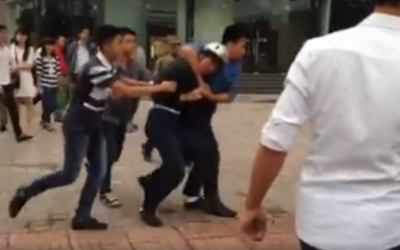 Giấu đầu lòi đuôi