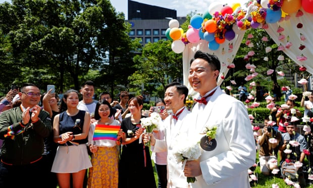 Hợp pháp hoá hôn nhân đồng giới và chiến lược thoát Trung của Đài Loan