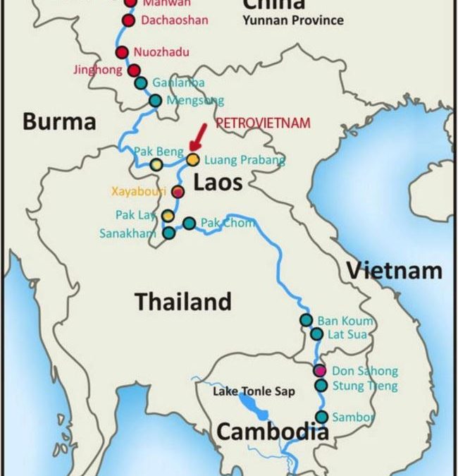 Với Luang Prabang, từ 2007 Việt Nam đã ‘quy hàng’ chiến lược thủy điện Lào