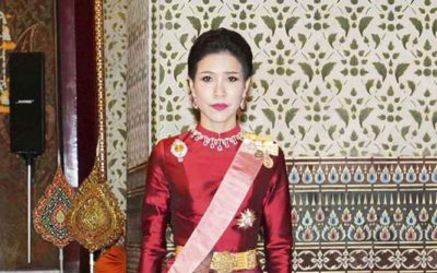 Vua Thái Lan bỏ tù người tình cũ của mình