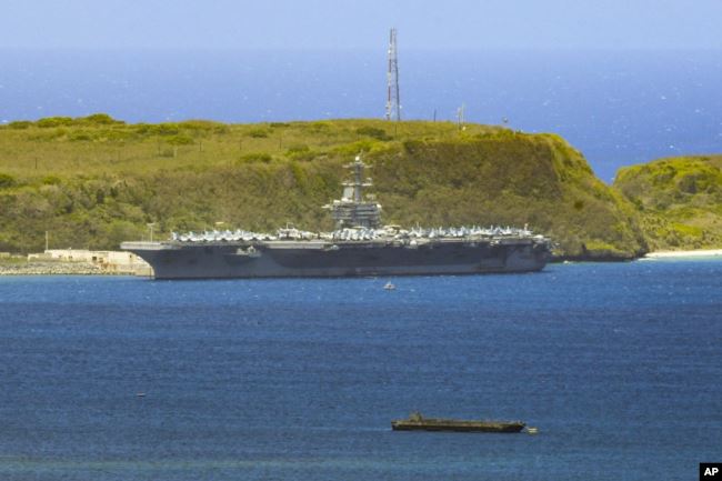 Tàu sân bay USS Theodore Roosevelt tại Guam, tháng 4/2020