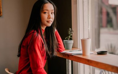 Lần đầu tiên một cô gái Việt đạt danh hiệu ‘Nhà Thơ Trẻ Quốc Gia’ Mỹ