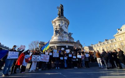 Biểu tình chống Nga xâm lăng Ukraine