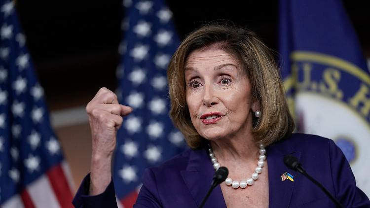 Lợi và hại từ chuyến công du Đài Loan của bà Pelosi