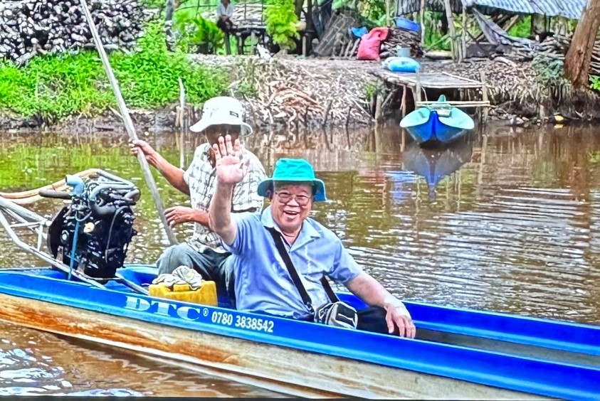 Doctor Rice – Võ Tòng Xuân và gia đình bác Tám