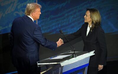 Trump – Harris lần đầu tranh luận trực tiếp