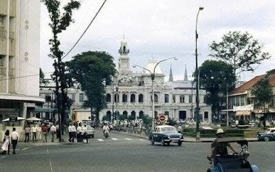 NẾU CÓ THỂ ĐI VỀ QUÁ KHỨ TÔI SẼ ĐI THĂM ĐẤT NƯỚC TÔI…