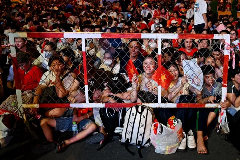 Việt Nam: Quá khứ không vui và không thành thật