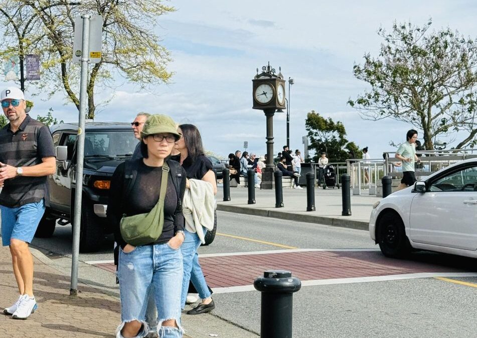 Phuong Ngo: Từ “Nữ hoàng đánh BOT” đến “nghiệp chửi thuê”