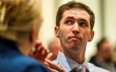 Nghi phạm sát hại Charlie Kirk lần đầu xuất hiện trước tòa