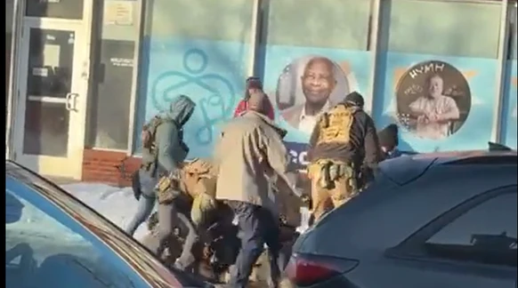 Nhân viên DHS bắn chết thêm một người nữa ở Minneapolis