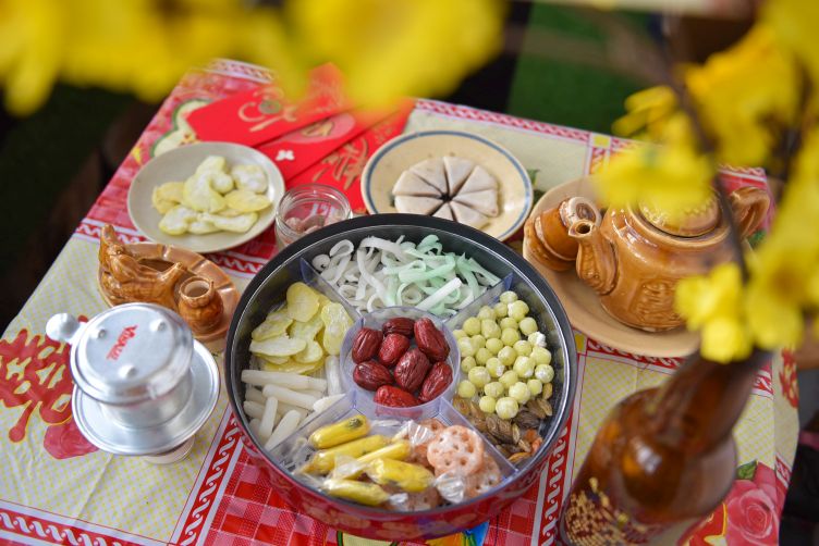Hương vị Tết xưa trong tác phẩm của nhà nghiên cứu Toan Ánh
